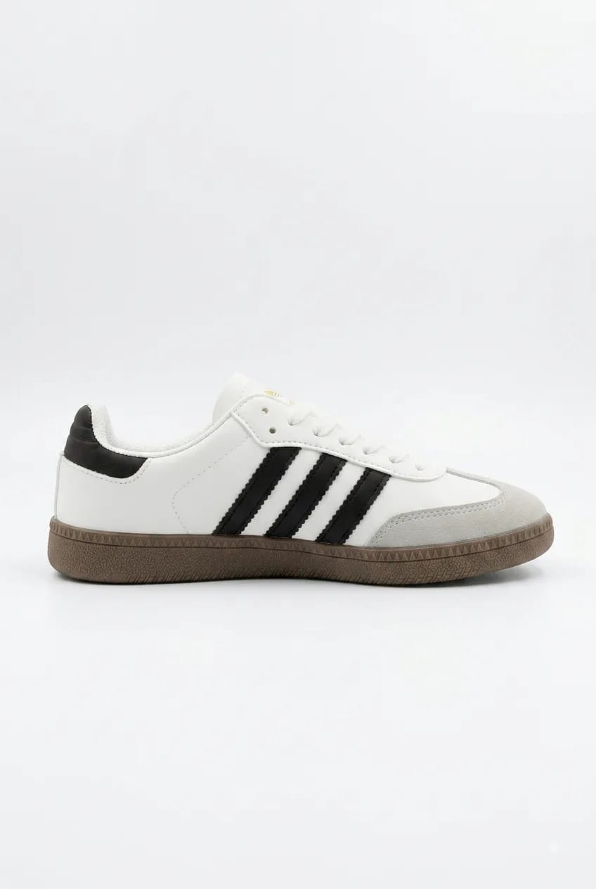 Off-Black Tricolor Retro Sneaker